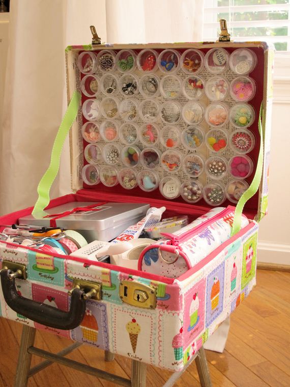 08-Vintage-Suitcases