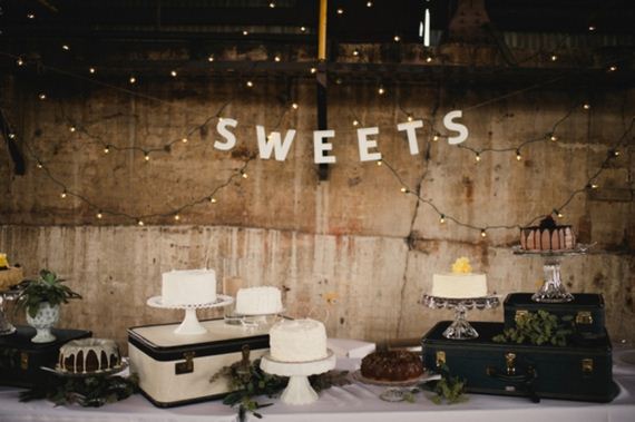 19-Vintage-Suitcases