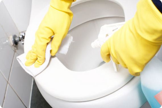 05-Everyday-Bathroom-Cleaning-Tips