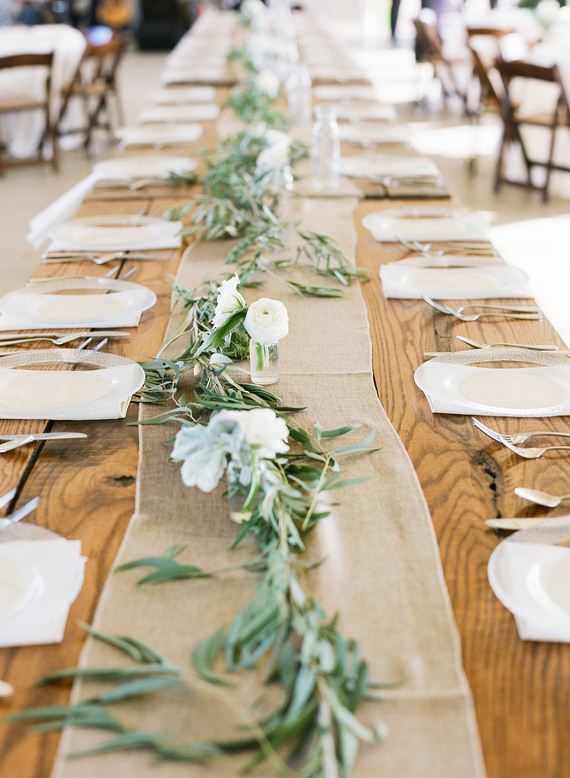 09-Christmas-Tablescapes