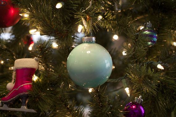 13-Christmas-Ornaments
