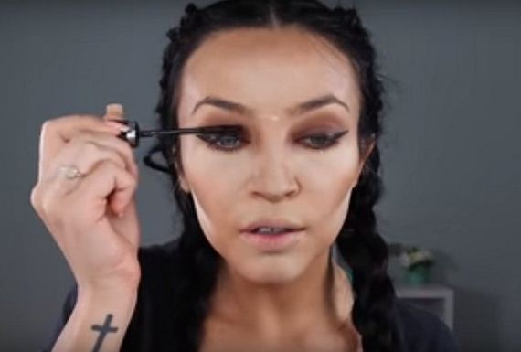 11-Inspired-Makeup