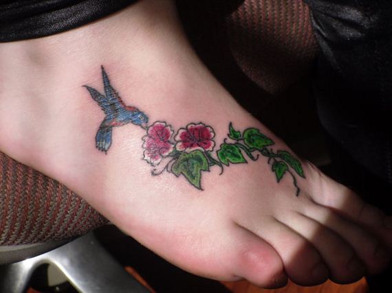 25-sensible-small-flower-tattoos