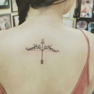 15 Awesome Female Arrow Tattoos