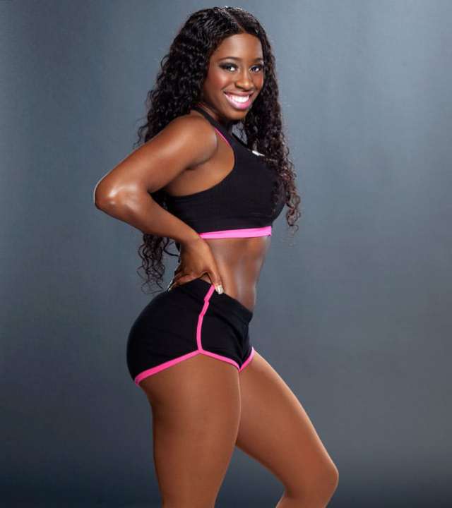 Big Butt Naomi 80