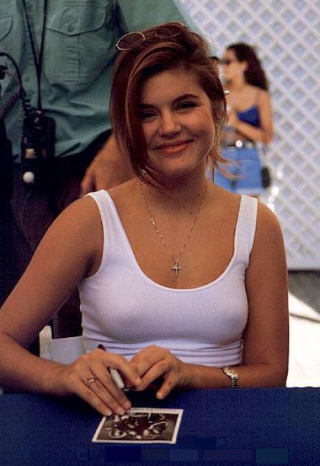 Naked pictures of tiffani thiessen