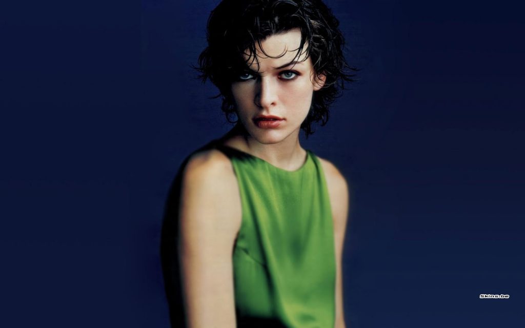 40-hot-milla-jovovich-photos-12thblog