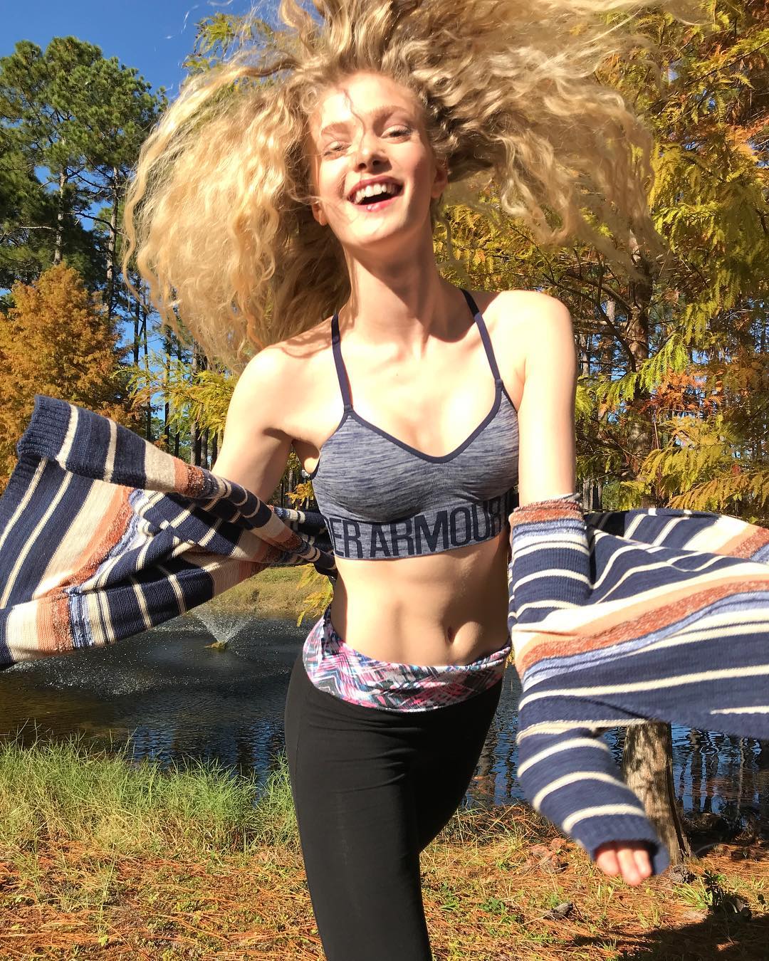 Hot Elena Kampouris Photos.