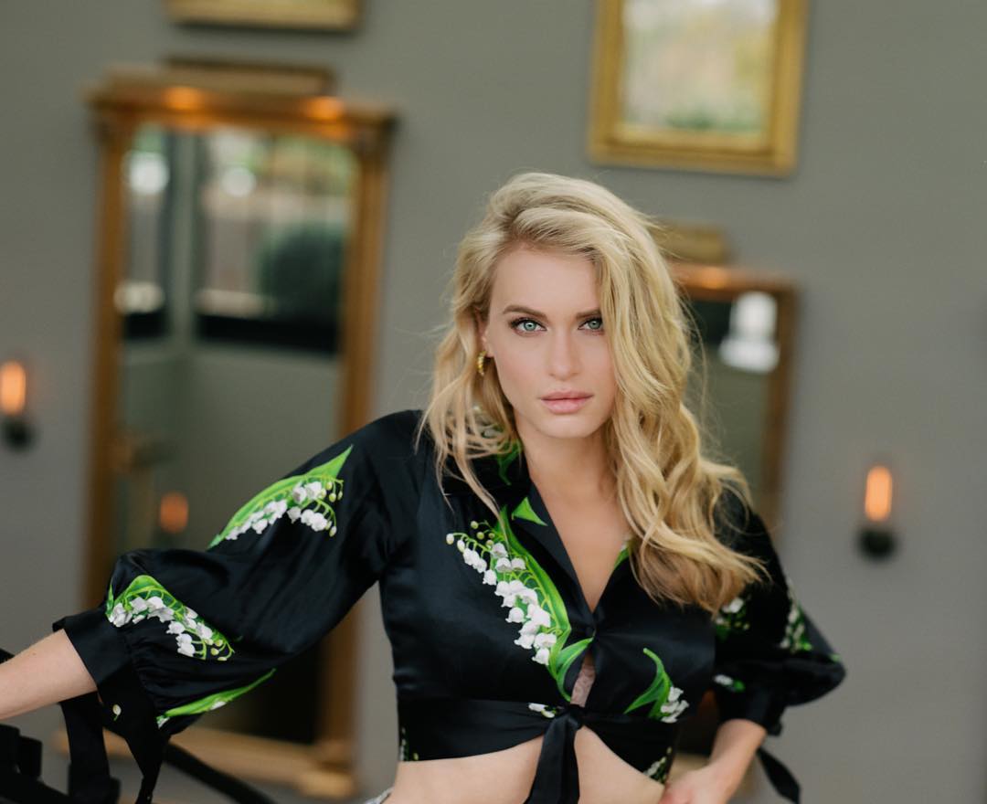The Hottest Leven Rambin Photos.