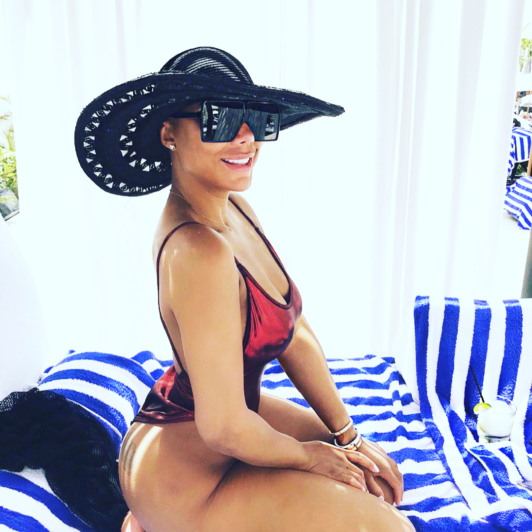Hot Pictures Of Tamar Braxton Will Drive You Nuts For Her.