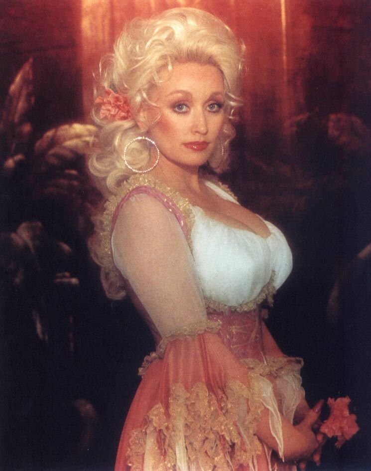 The Hottest Photos Of Dolly Parton Which Will Make You Melt Like An Ice Cub...