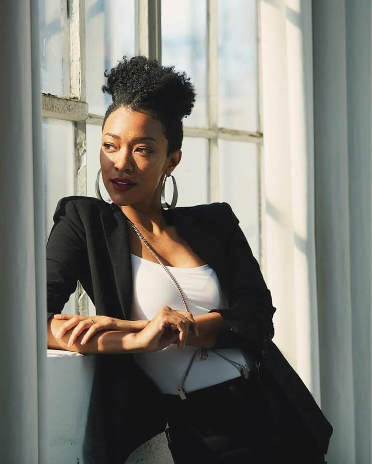 Yes, Sonequa Martin-Green is a very sexy woman and Sonequa Martin-Green...