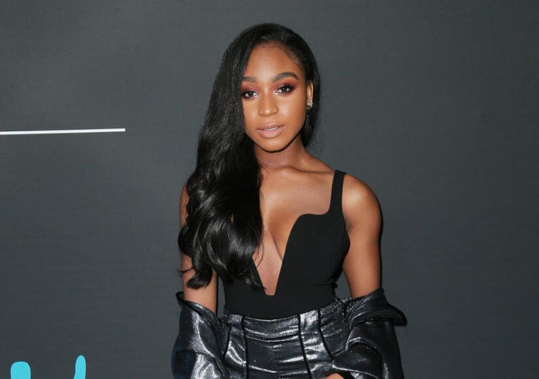 Yes, Normani is a very sexy woman and Normani’s bra and breast size... 