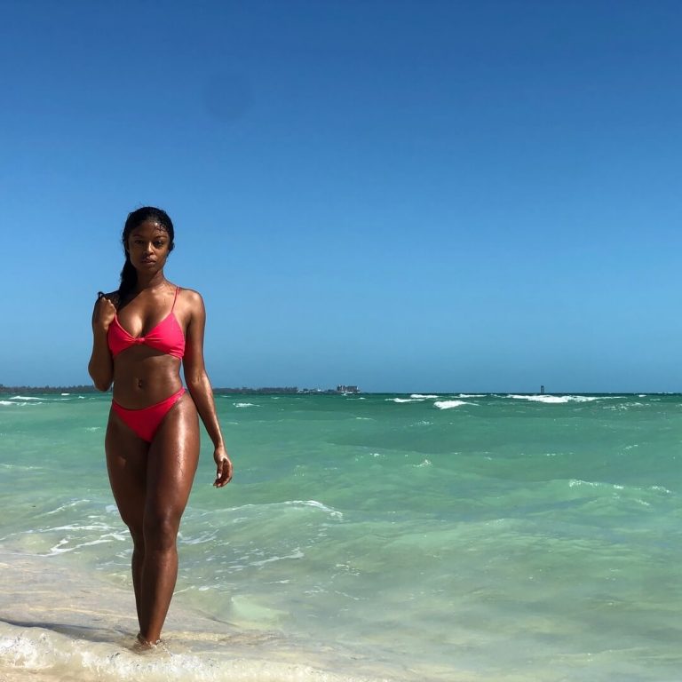 These sexy Javicia Leslie bikini photos will make you wonder how someone so...