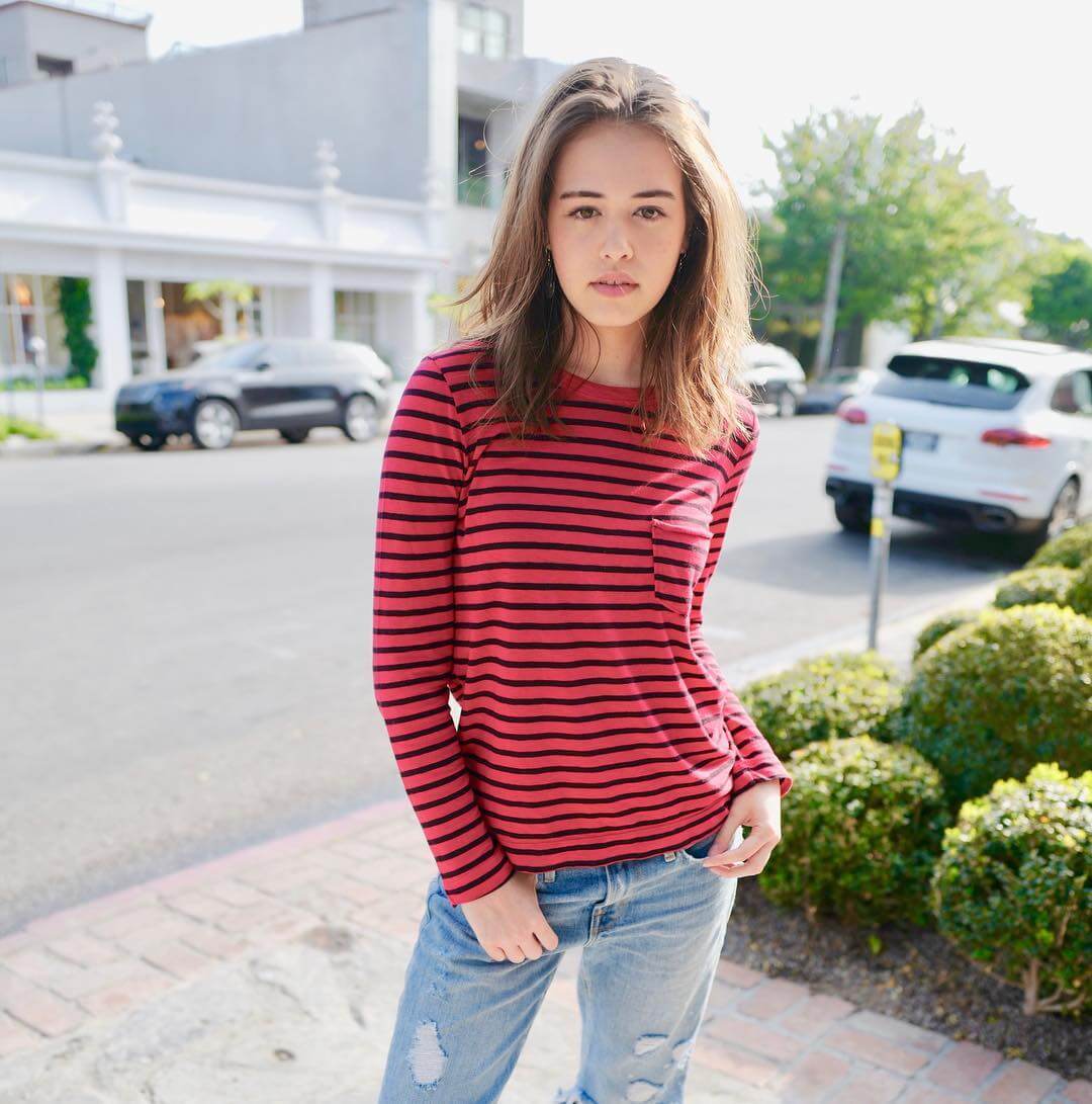50 Hot And Sexy Kaylee Bryant Photos.