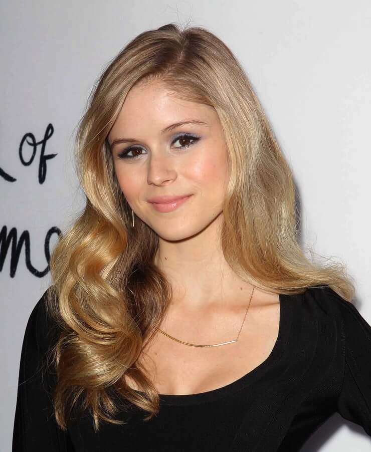 The Hottest Erin Moriarty Photos Around The Net.