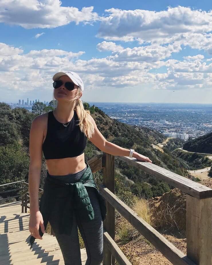 Yes, she is a very sexy woman and Kelli Goss’s bra and... 