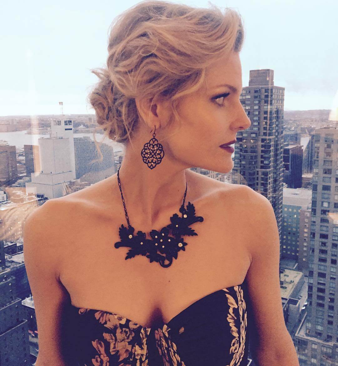 The Hottest Chelsey Crisp Photos Around The Net.