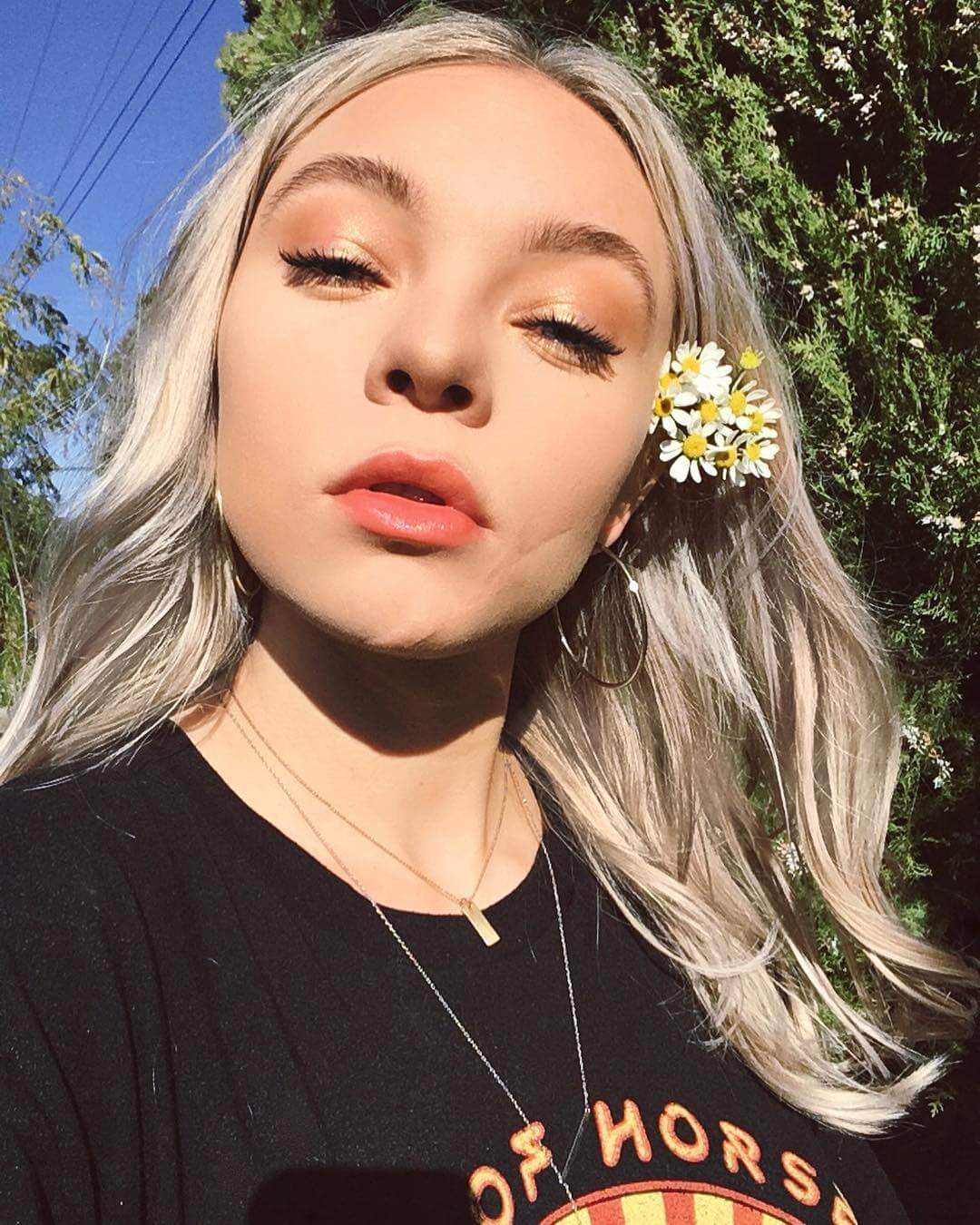 50 Taylor Hickson Photos Will Make Your Day Better - 12thBlog