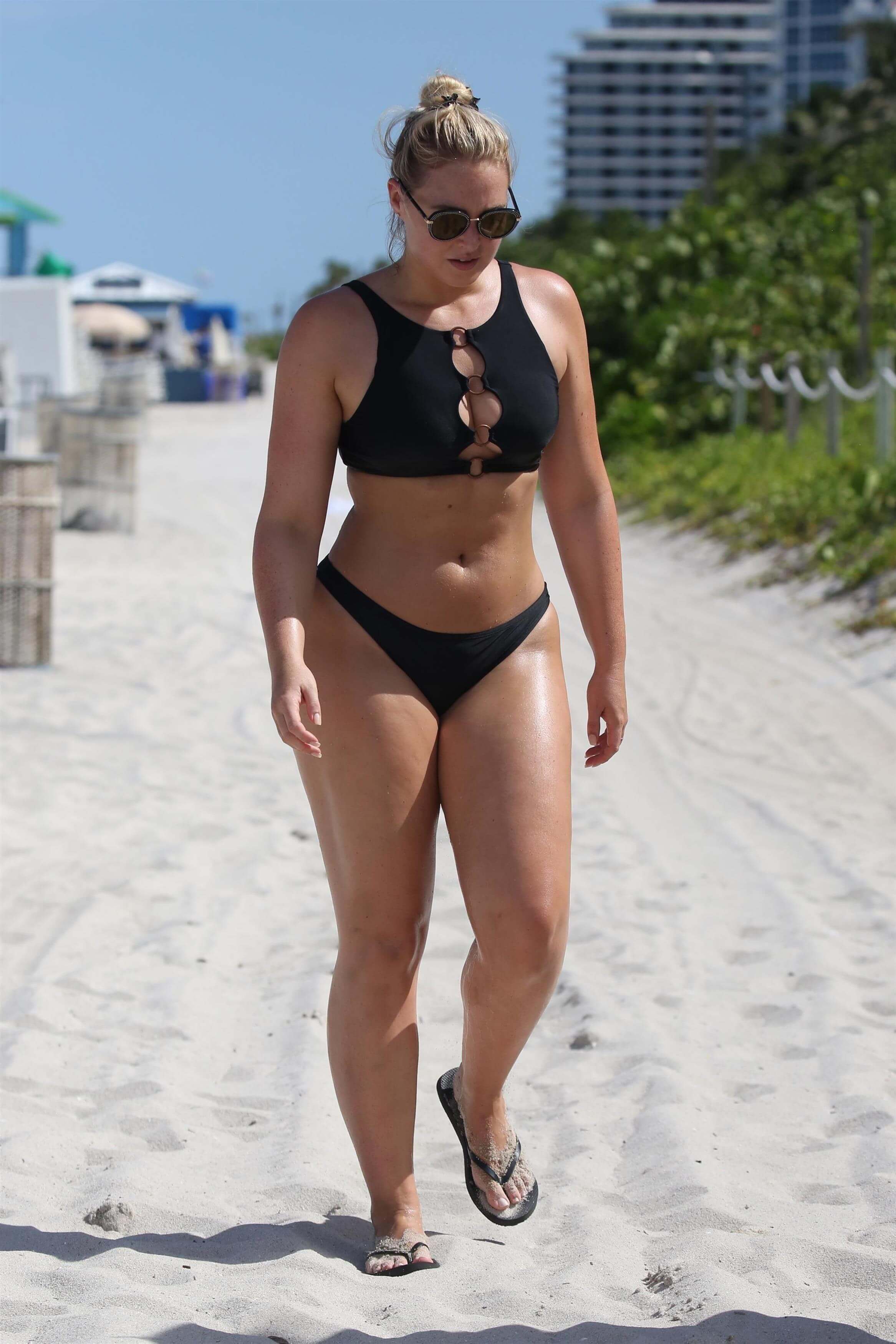 The Hottest Photos Of Iskra Lawrence.