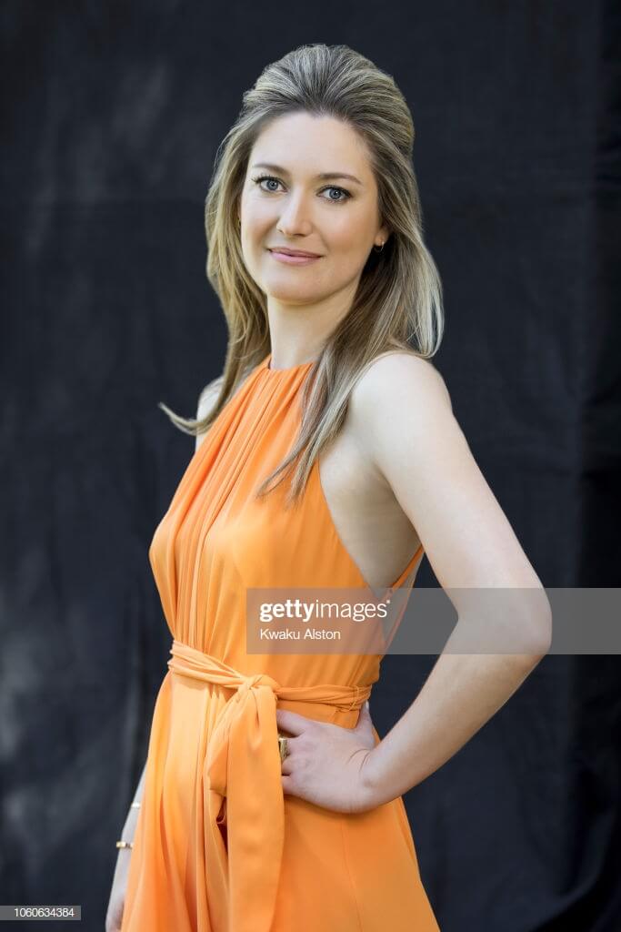 The Hottest Zoe Perry Photos Around The Net.