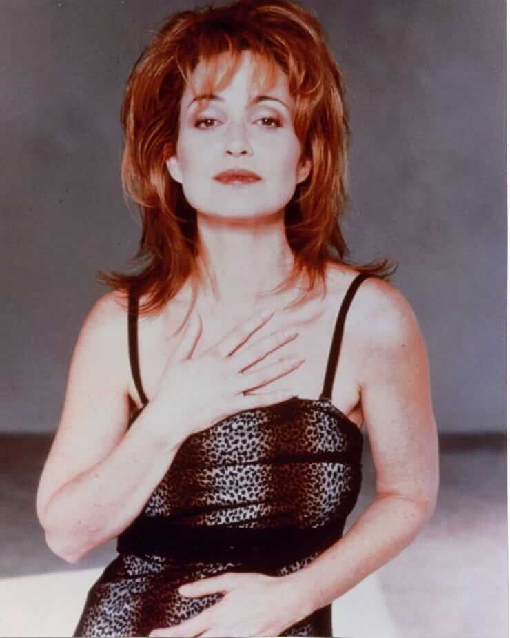 40 Hot And Sexy Annie Potts Photos.