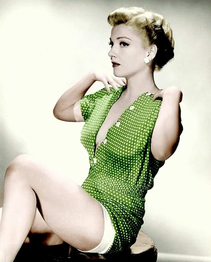 50 Hot And Sexy Anne Baxter Photos.