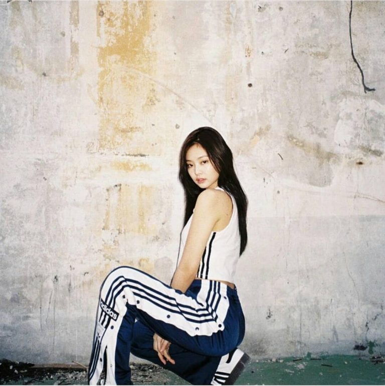 50 Hot Jennie Kim Photos - 12thBlog