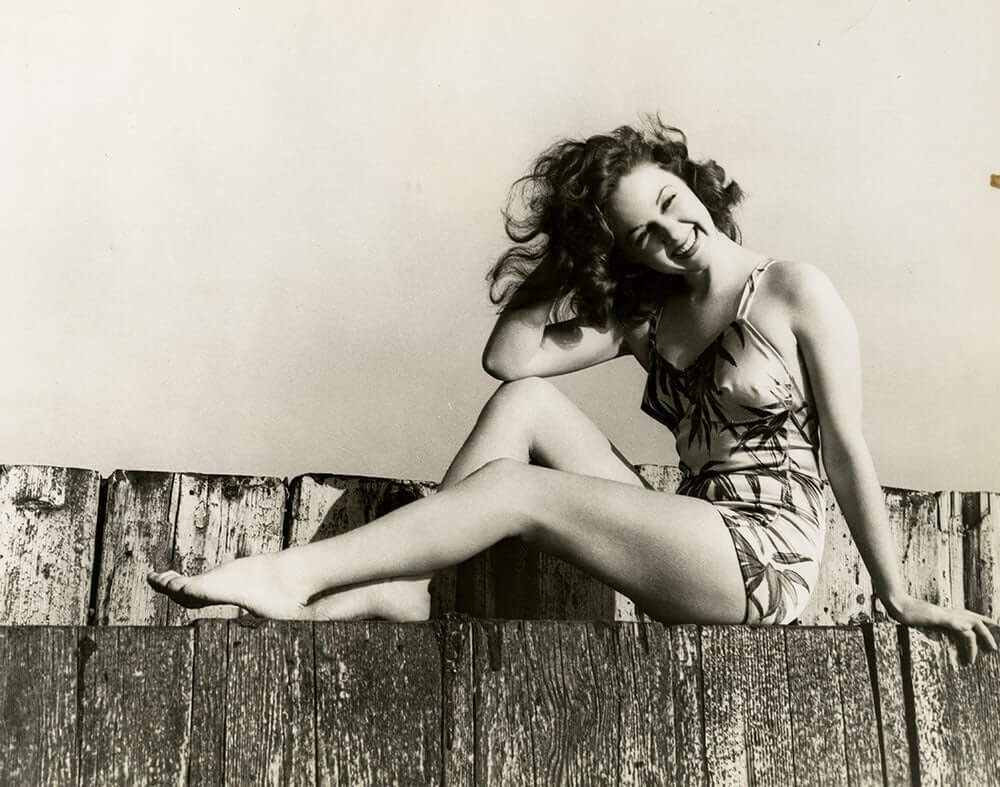 These sexy Susan Hayward bikini photos will make you wonder how someone so ...