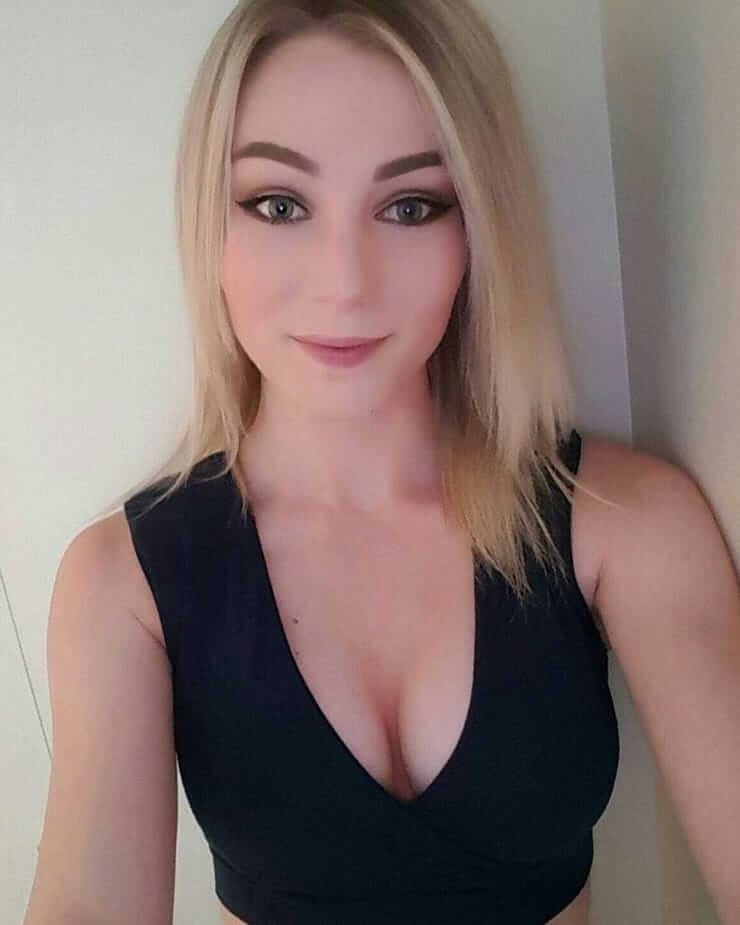 Yes, STPeach is a very sexy woman and STPeach’s bra and breast size... 