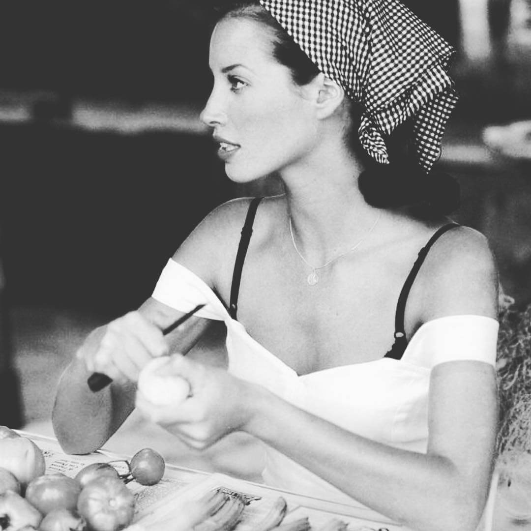 40 Hot Christy Turlington Photos Will Make Your Day Better.