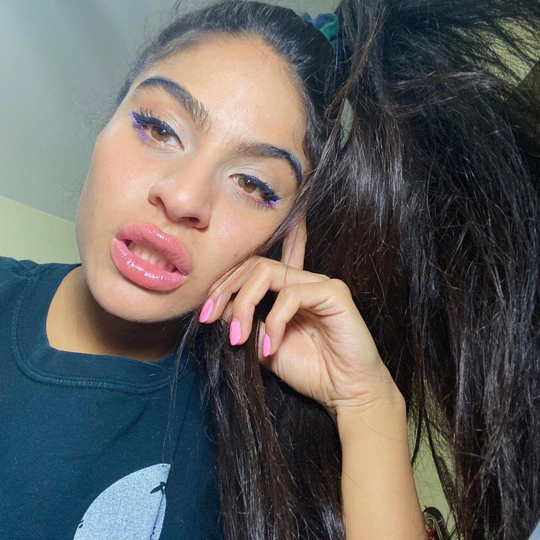 The Hottest Photos Of Jessie Reyez Will Make Your Day - 12thBlog