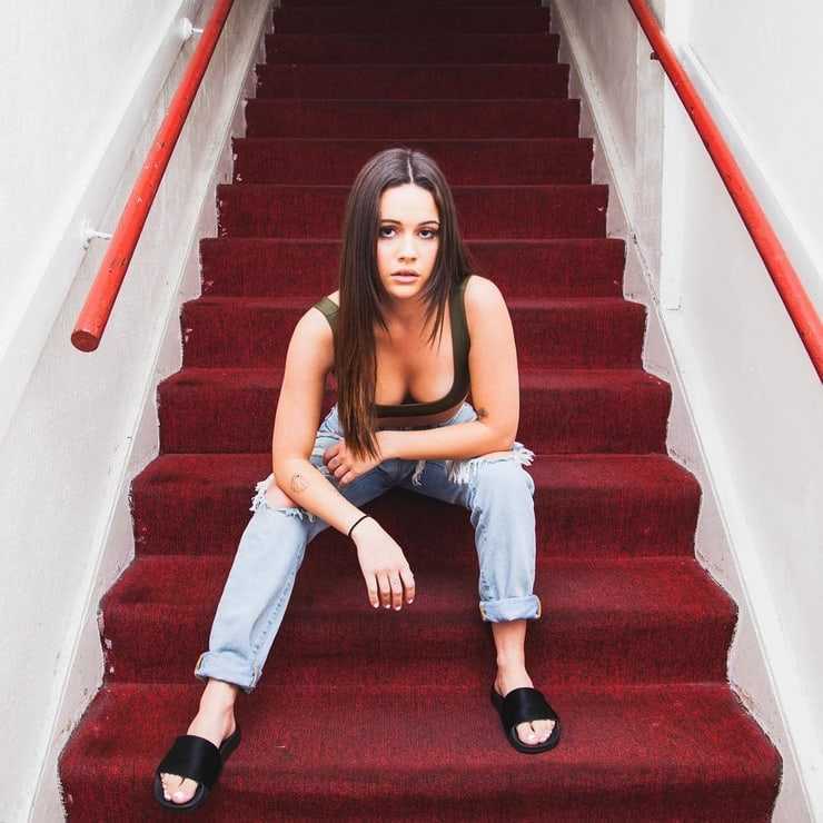 The Hottest Photos Of Bea Miller.