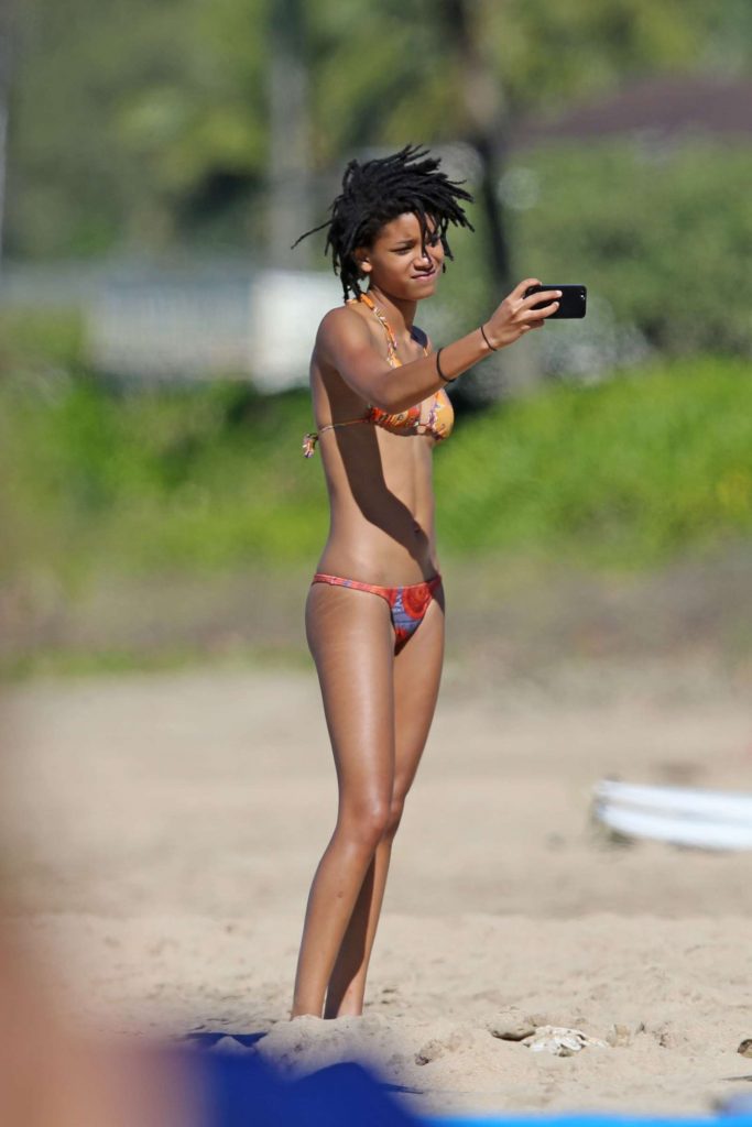 Willow smith topless