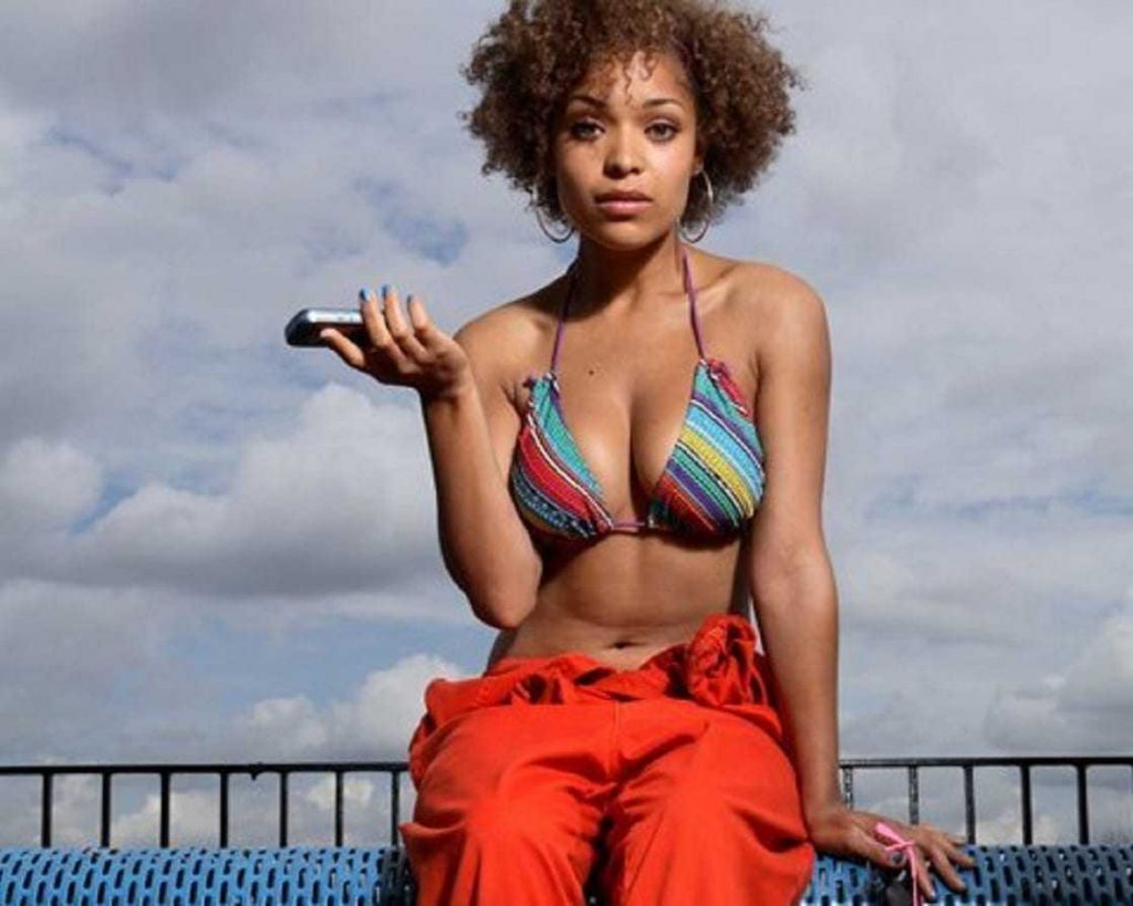 The Hottest Antonia Thomas Photos Around The Net.